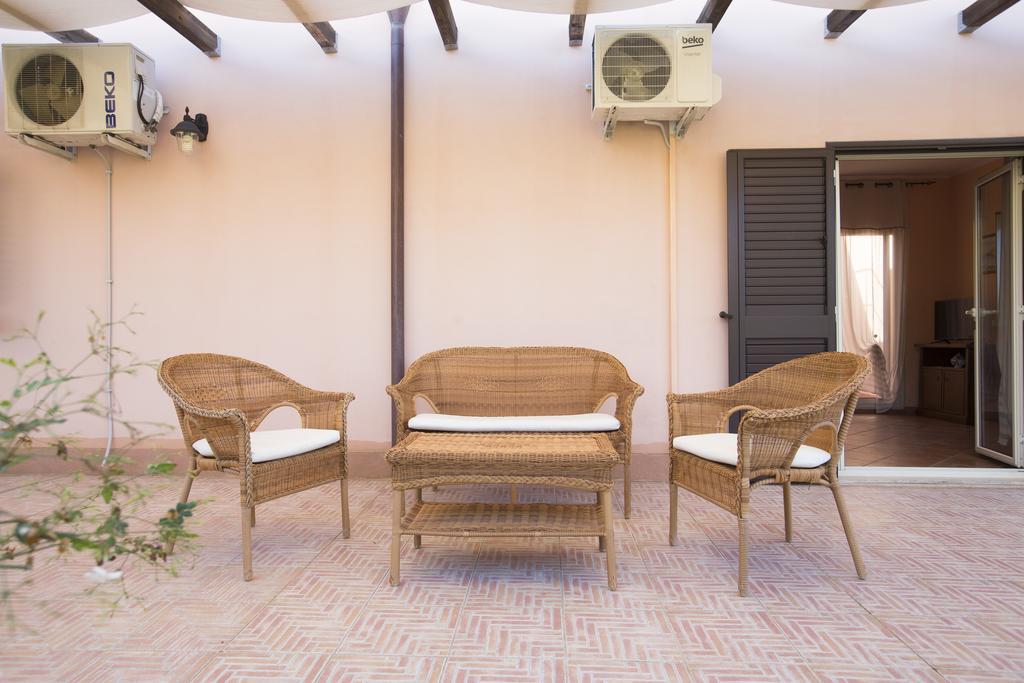 Villa Di Franco Cefalù Exterior foto